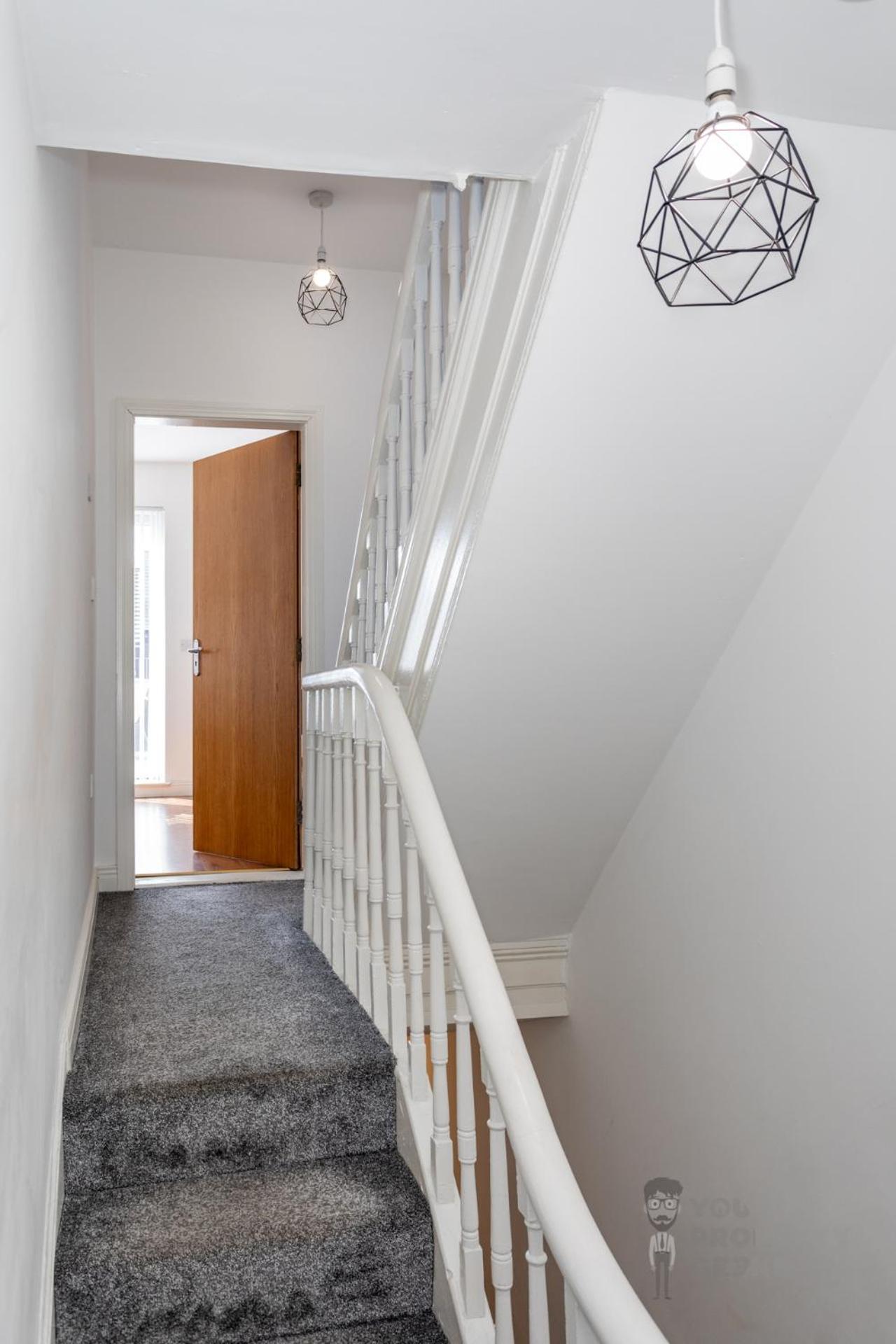 Attic Style 2 Bed Duplex Apartment With Rooftop Patio Belfast Buitenkant foto